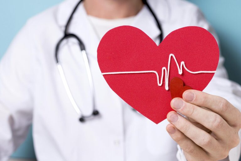 Cardiologia do futuro em debate no Algarve: tecnologia, inteligência artificial e longevidade