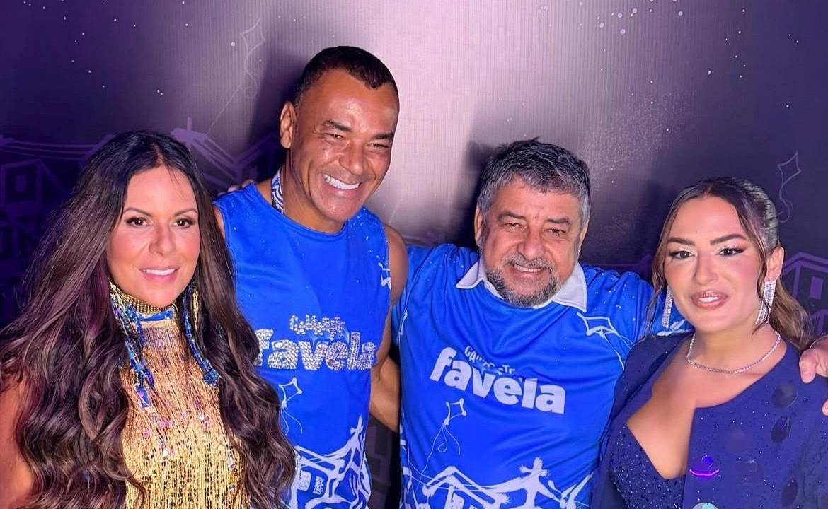 Quaquá recebe aliados em camarote